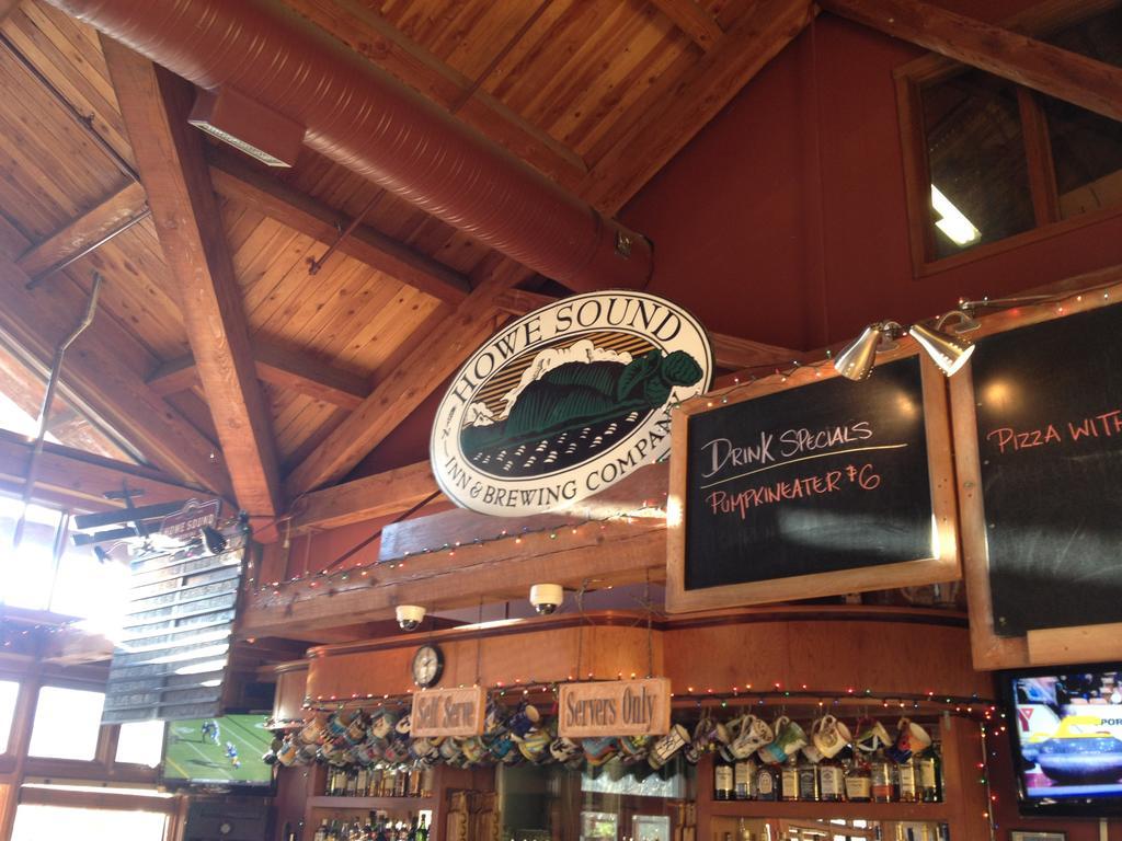 Howe Sound Inn & Brewing Company Squamish Zewnętrze zdjęcie