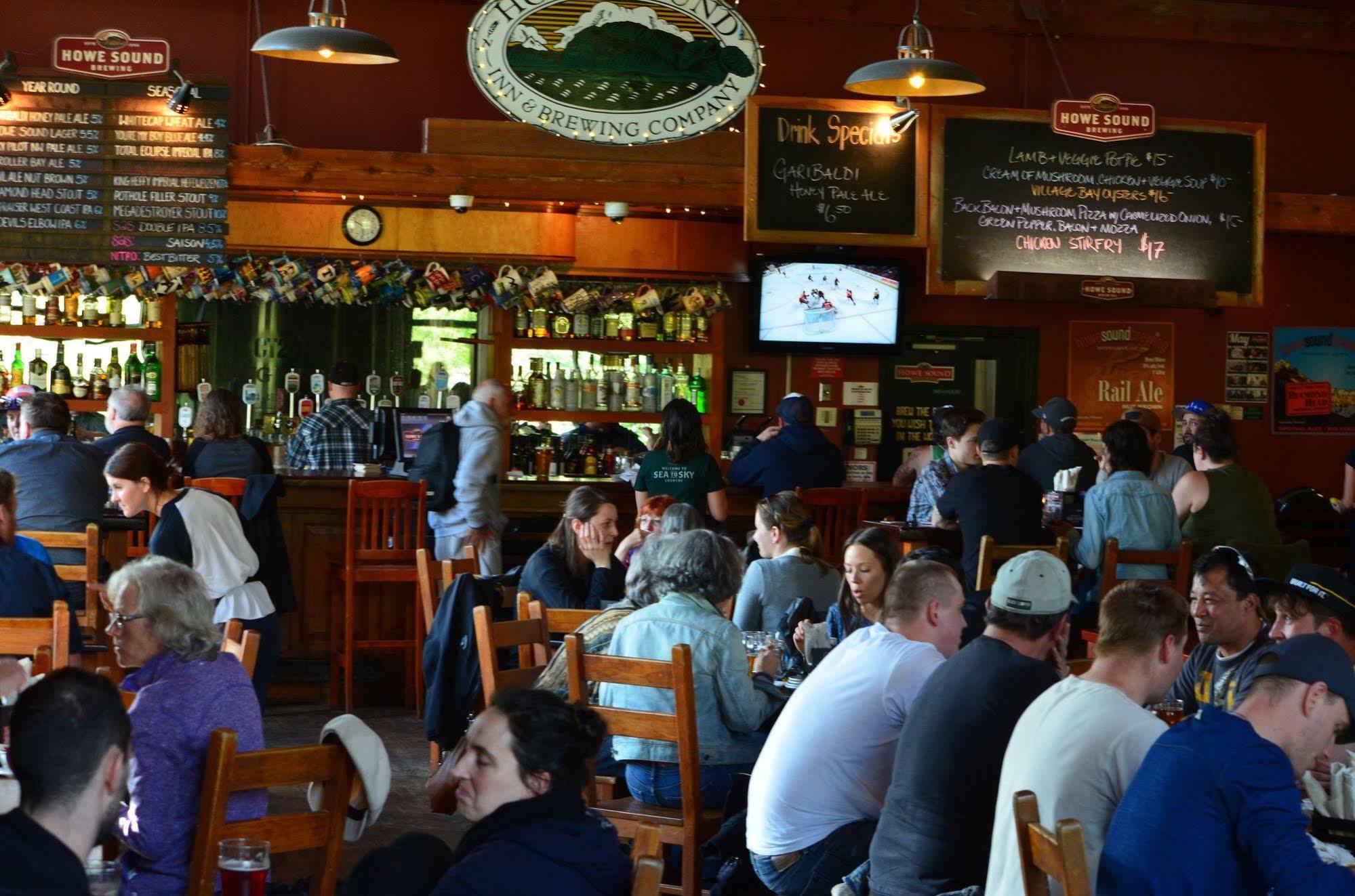 Howe Sound Inn & Brewing Company Squamish Zewnętrze zdjęcie